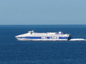 Naxos è ben servita dai traghetti